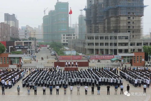 开学了 固镇第二中学举行升旗仪式