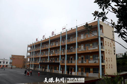 筑牢校园防线，促进学生健康成长——以赫章县平山镇初级中学和固镇县私立谷阳中学为例